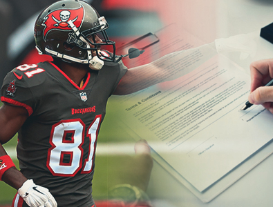 O wide receiver Antonio Brown assina contrato de 1 ano com o Tampa Bay Buccaneers.
