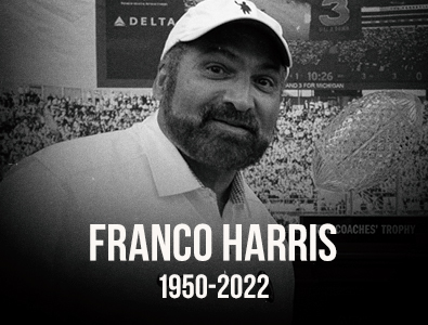 O lendário running back do Pittsburgh Steelers, Franco Harris, morre aos 72 anos.