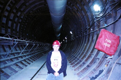 Entrada do depósito de resíduos nucleares de Yucca Mountain