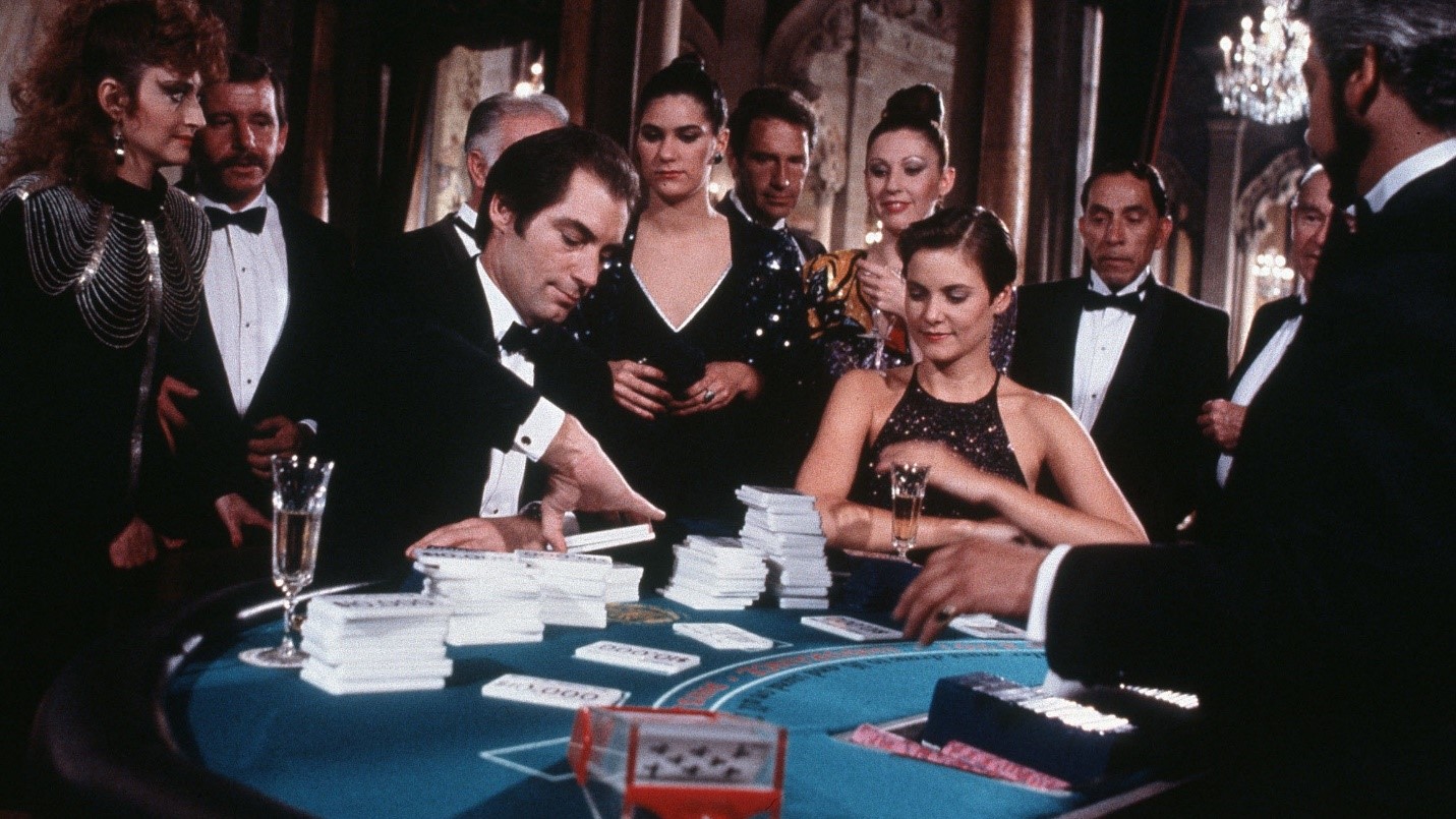 cenas de pôquer em Casino Royale