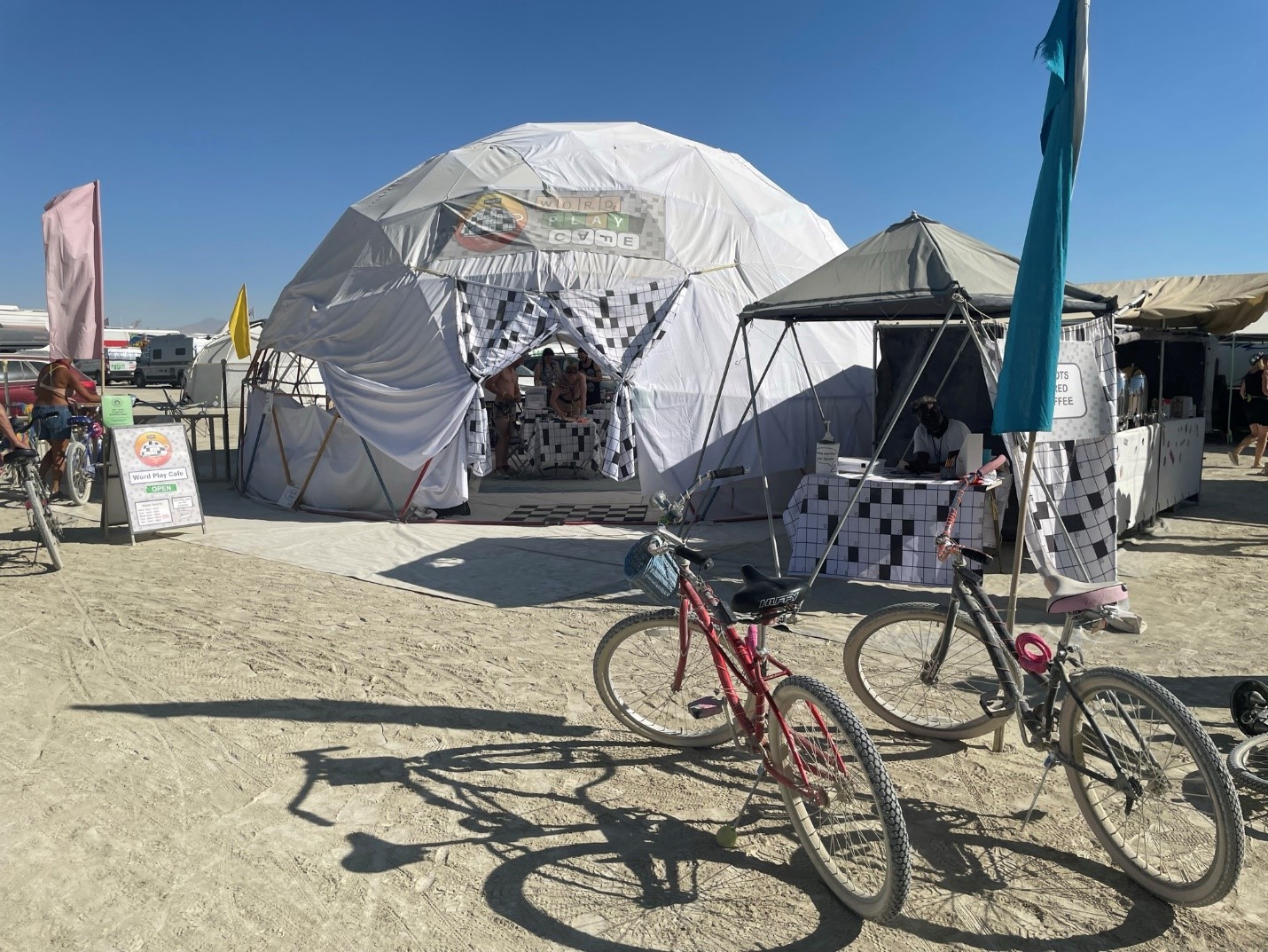 café de brincar mundo