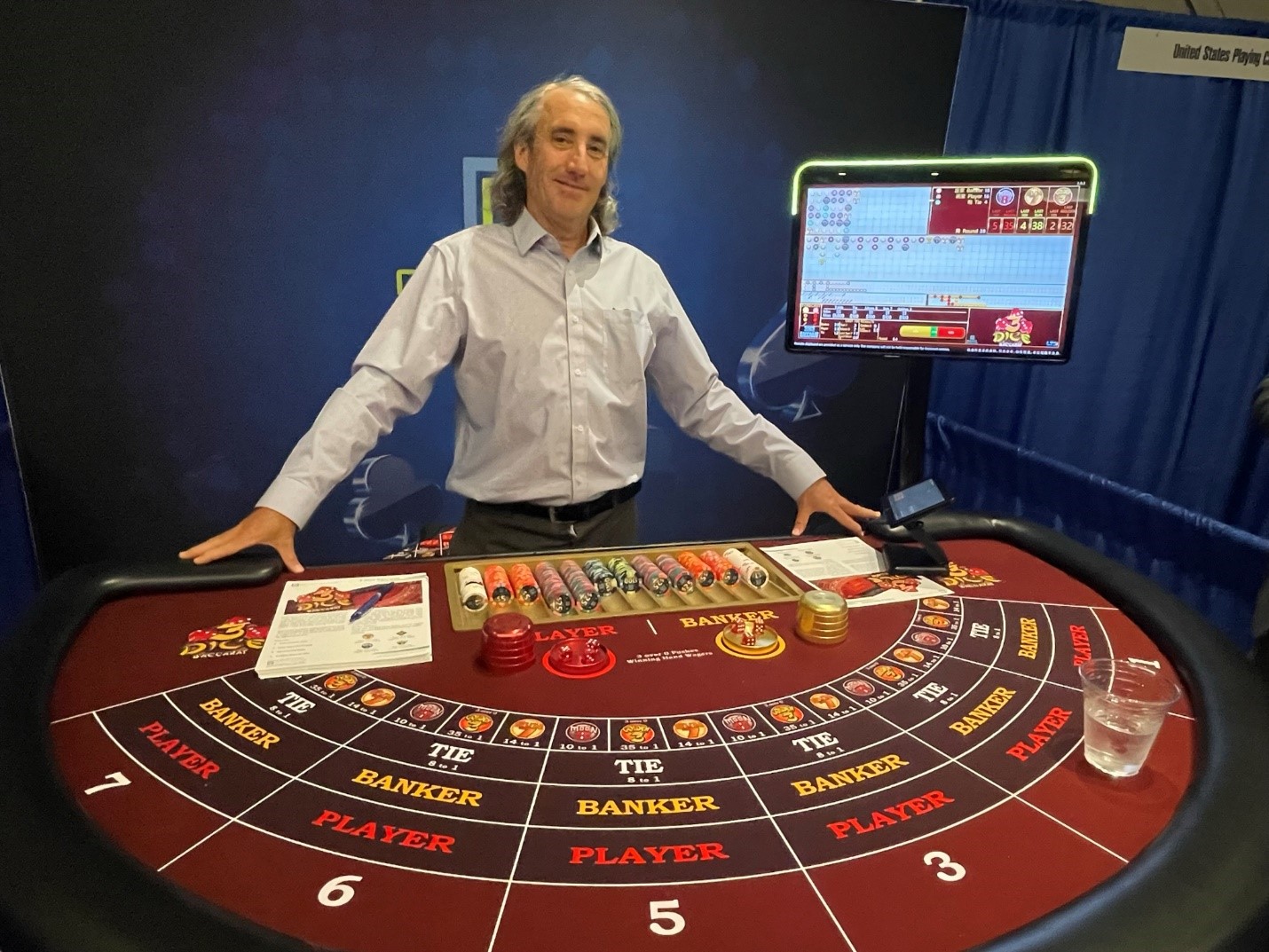 Bacará de três dados